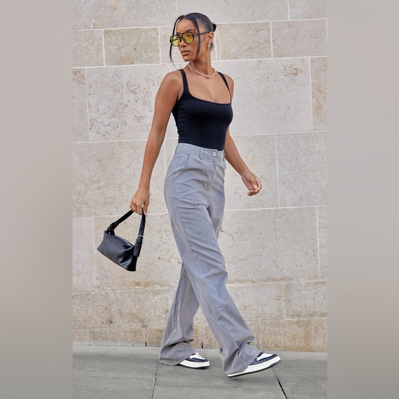 Black ribbed scoop neck bodysuit - Picture 3 of 3